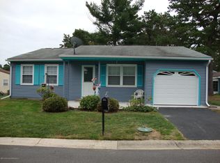 23 S Chestnut Ave, Manchester Township, NJ 08759