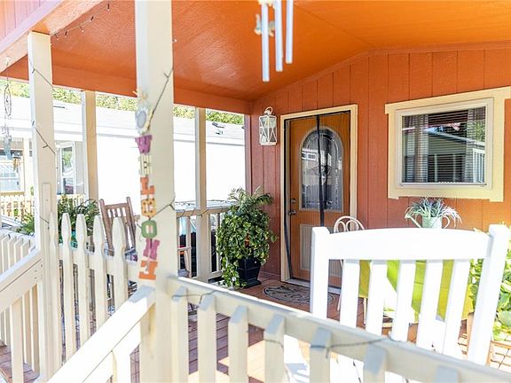 3rd image of 1014 W Olive St Lot 22