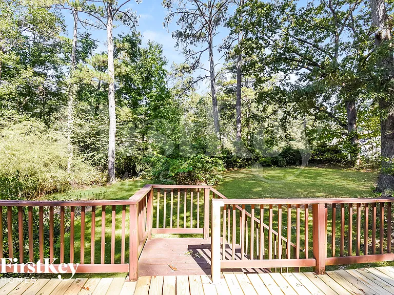 3605 Las Olas Dr — Photo 16