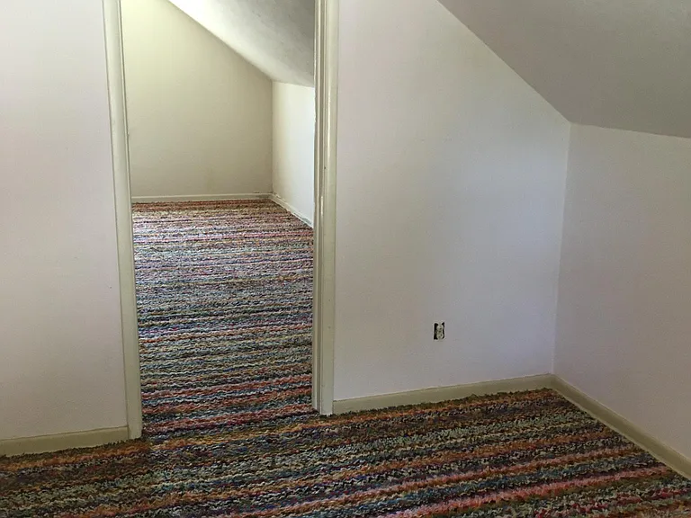 2104 S Norton Ave — Photo 11