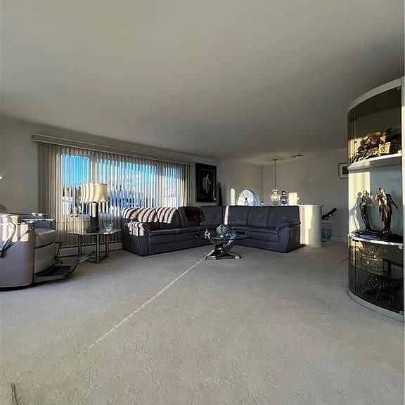 17 Chartier Cir — Photo 3