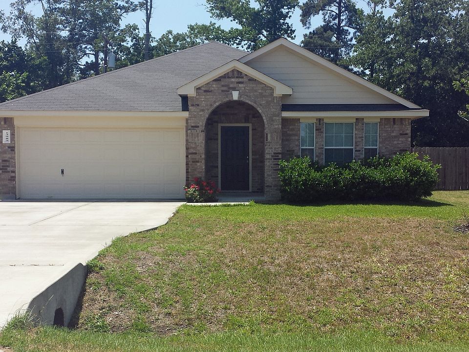 1st image of 13989 Buckskin Dr