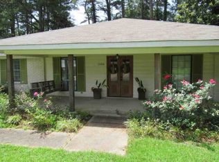 1006 Post Rd, Clinton, MS 39056