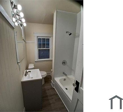 3rd image of 2919 Denver Ave