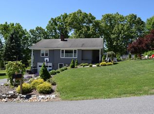 121 Acorn Ln, Duncansville, PA
