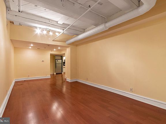 3rd image of 301 Race St APT C5