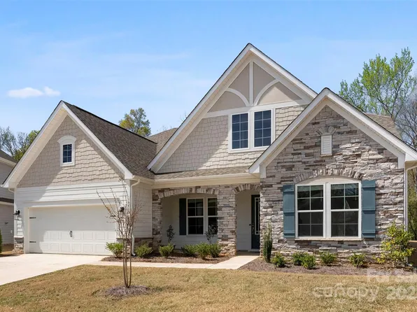 7500 Happy Hollow Dr, Mint Hill, NC 28227
