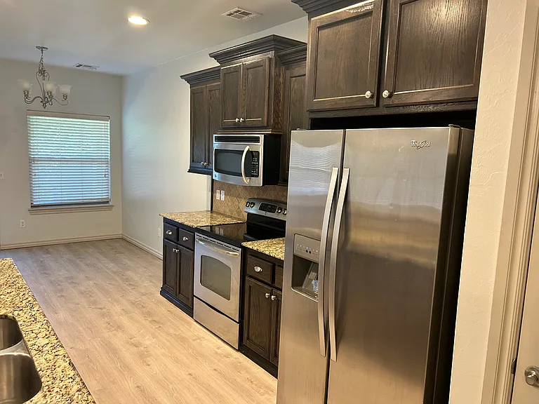 12021 Jadesdale Cir — Photo 2