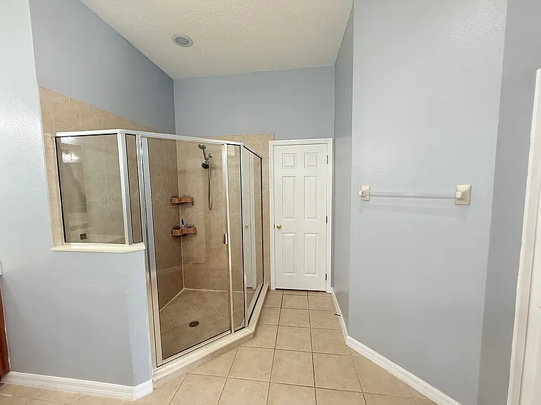 814 Kazaros Cir — Photo 8