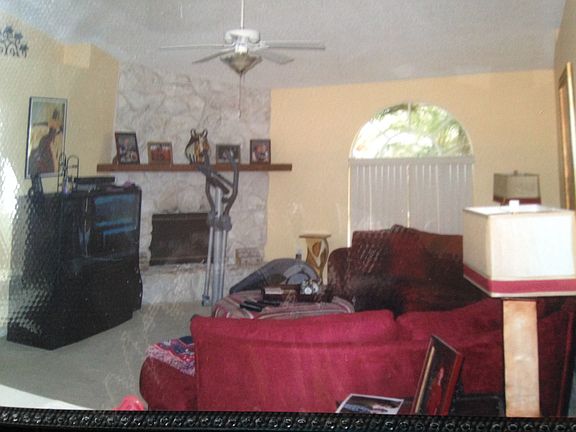 2nd image of 6425 Alesheba Ln