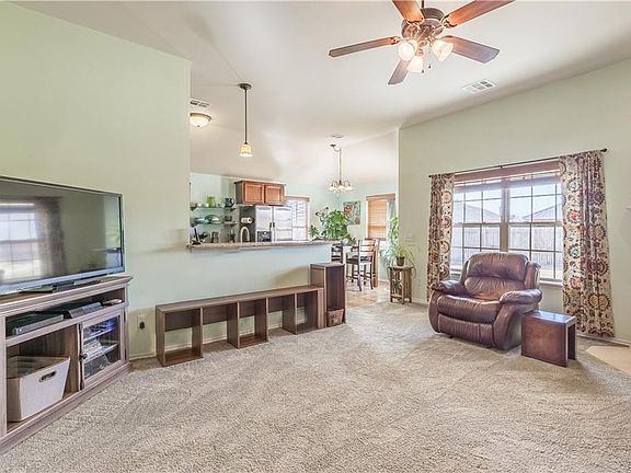 5th image of 2252 Melody Dr