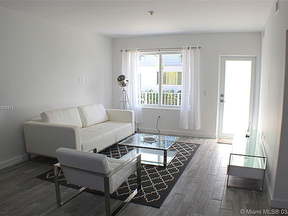 2nd image of 315 S Shore Dr APT 6