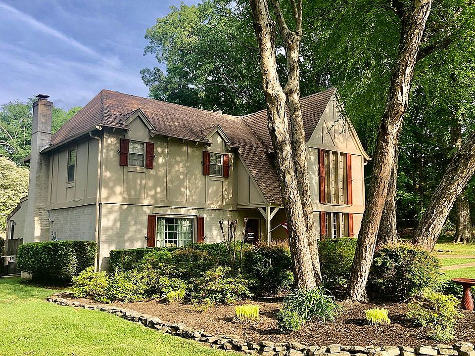1st image of 2072 Bensonwood Dr