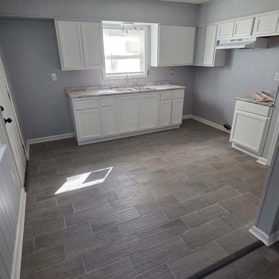 3 bed, 1000 sqft, $1,000 — Photo 4