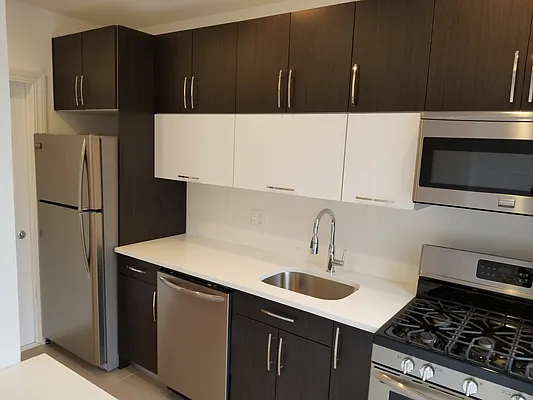 Rented by SubHut Realty USA, Inc. | media 23