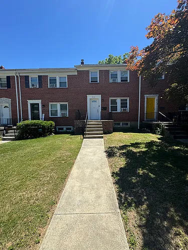 915 E Lake Ave #1 Photo 1