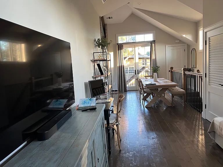 Home Theater/Living Room.