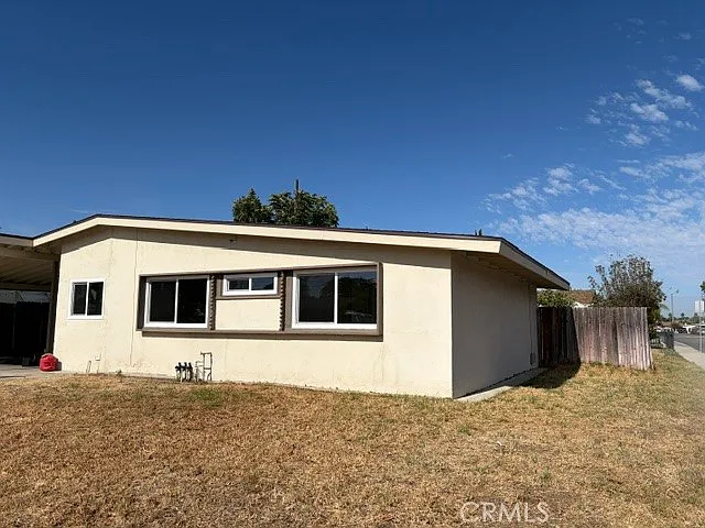 1782 Bainbridge St — Photo 2