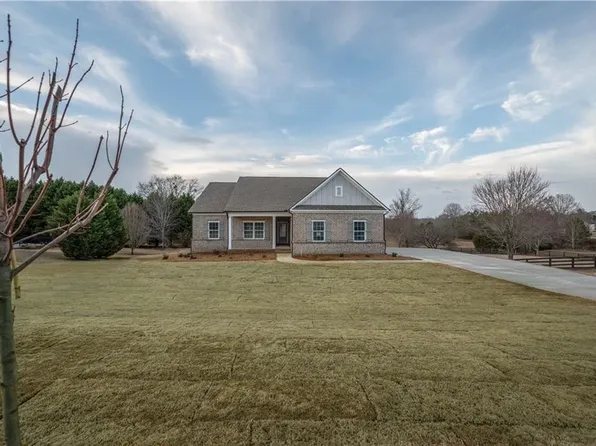 1248 White Columns Dr, Monroe, GA 30656