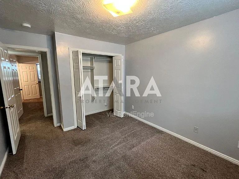 334 Childs Ave — Photo 27