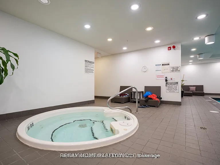 35 Hayden St #1501 — Photo 21