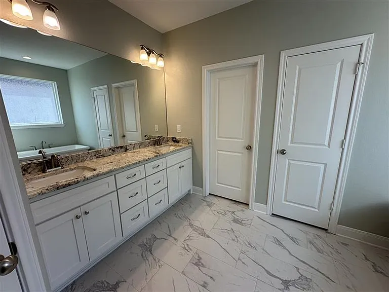 11948 Gillian Ct — Photo 18