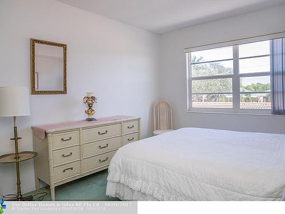 2nd image of 2500 NE 48th Ln APT 202