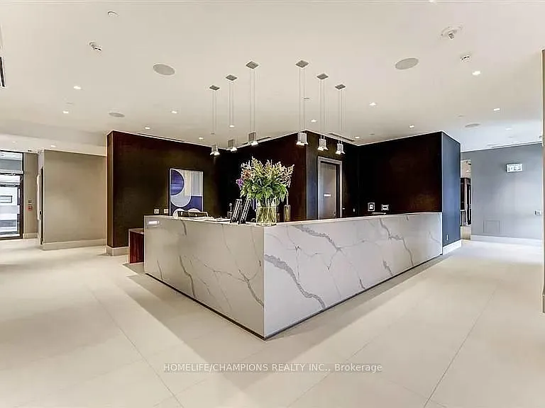 Building Photo - 2550 Simcoe St N #2208
