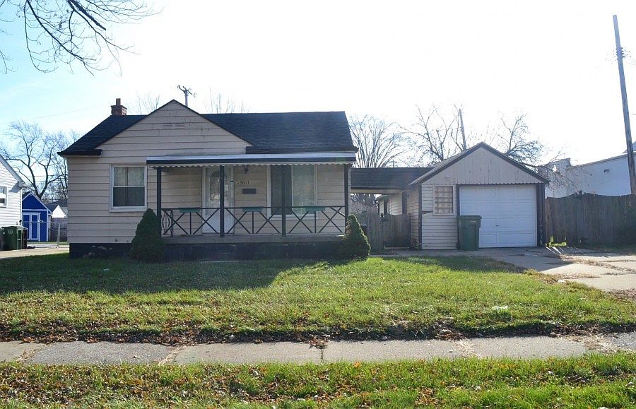 1st image of 13803 Oakdale St