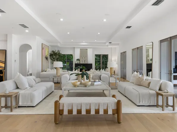 1207 Spanish River Road, Boca Raton, FL 33432