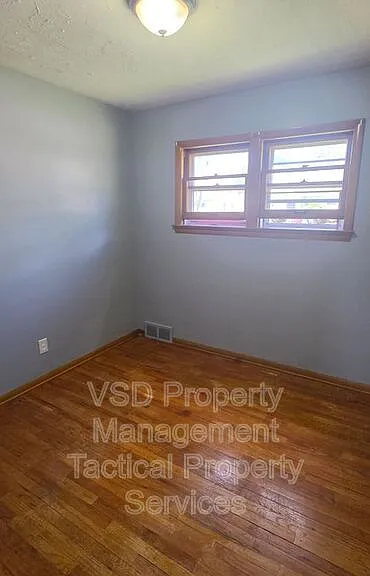 19268 Stafford Ave — Photo 14