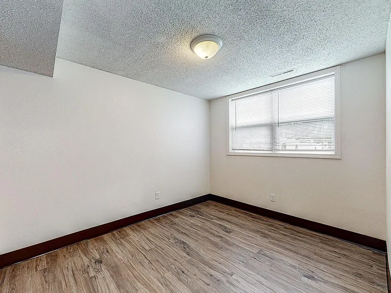 509 Welch Ave #C — Photo 9