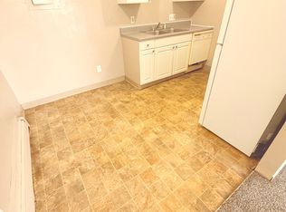 3334 Pleasant Grove Rd, Lansing, MI 48910