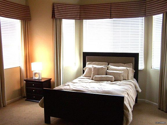 4th image of 2664 Roseto Cir
