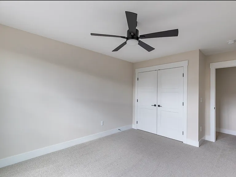 2817 SW 24th Ln — Photo 9