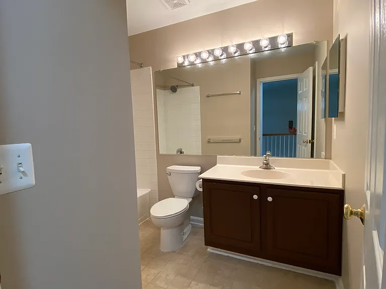 43781 Barborsville Mansion Sq — Photo 16
