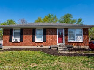 4005 Carbine Ln, Louisville, KY 40229