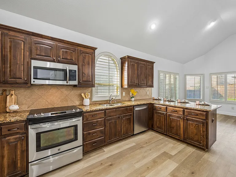 10445 Merced Lake Rd — Photo 7