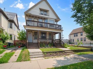 746 S 28th St, Milwaukee, WI 53215