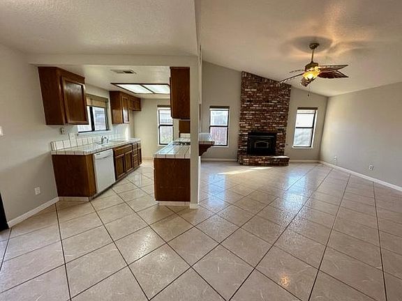 5th image of 1732 Zinfandel Dr