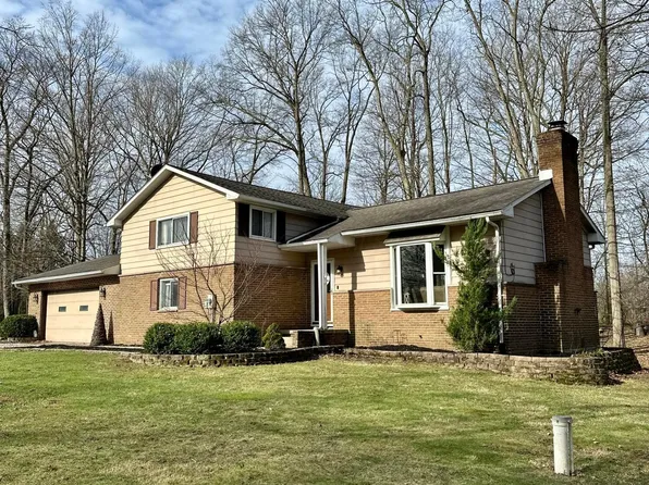 3366 Stephenie Dr, Bucyrus, OH 44820