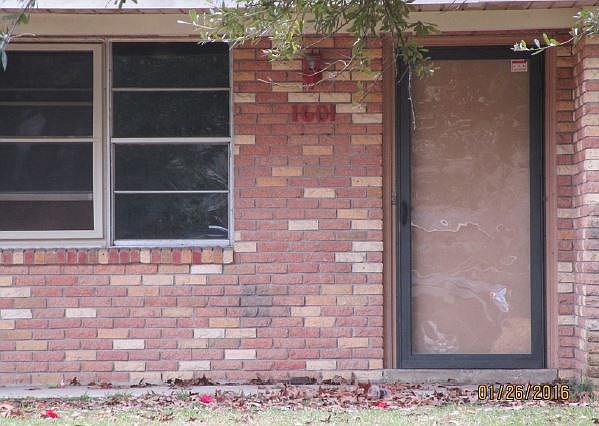2nd image of 1601 S Mississippi St