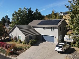 336 Mountain View Blvd, Klamath Falls, OR 97601