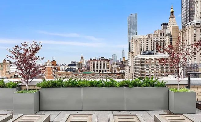 Sold by Corcoran | media 14