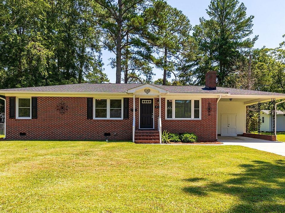1st image of 913 S Walnut Dr
