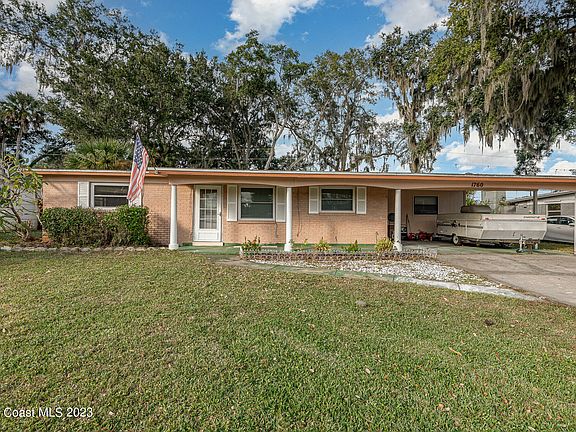 5th image of 1760 N Lilac Cir