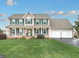 964 Hostetter Rd, Hanover, PA 17331