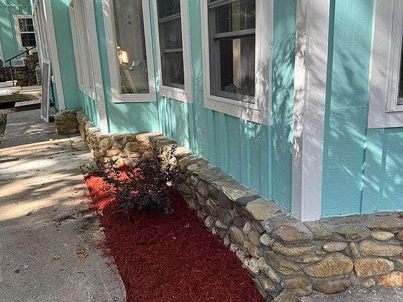 4th image of 1178 Cyprus Street SW