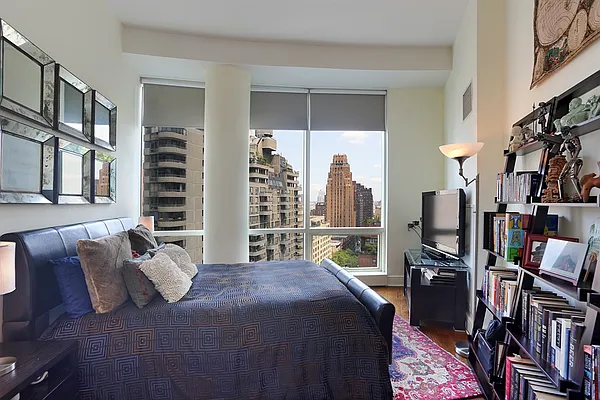 Sold by Corcoran | media 3