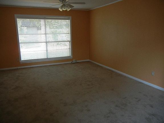 3rd image of 10402 Sagemeadow Ln